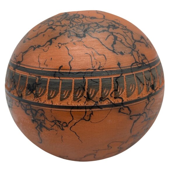 Native American Etched Horse Hair Pottery Vase Signed M Clark Navajo - Picture 1 of 14